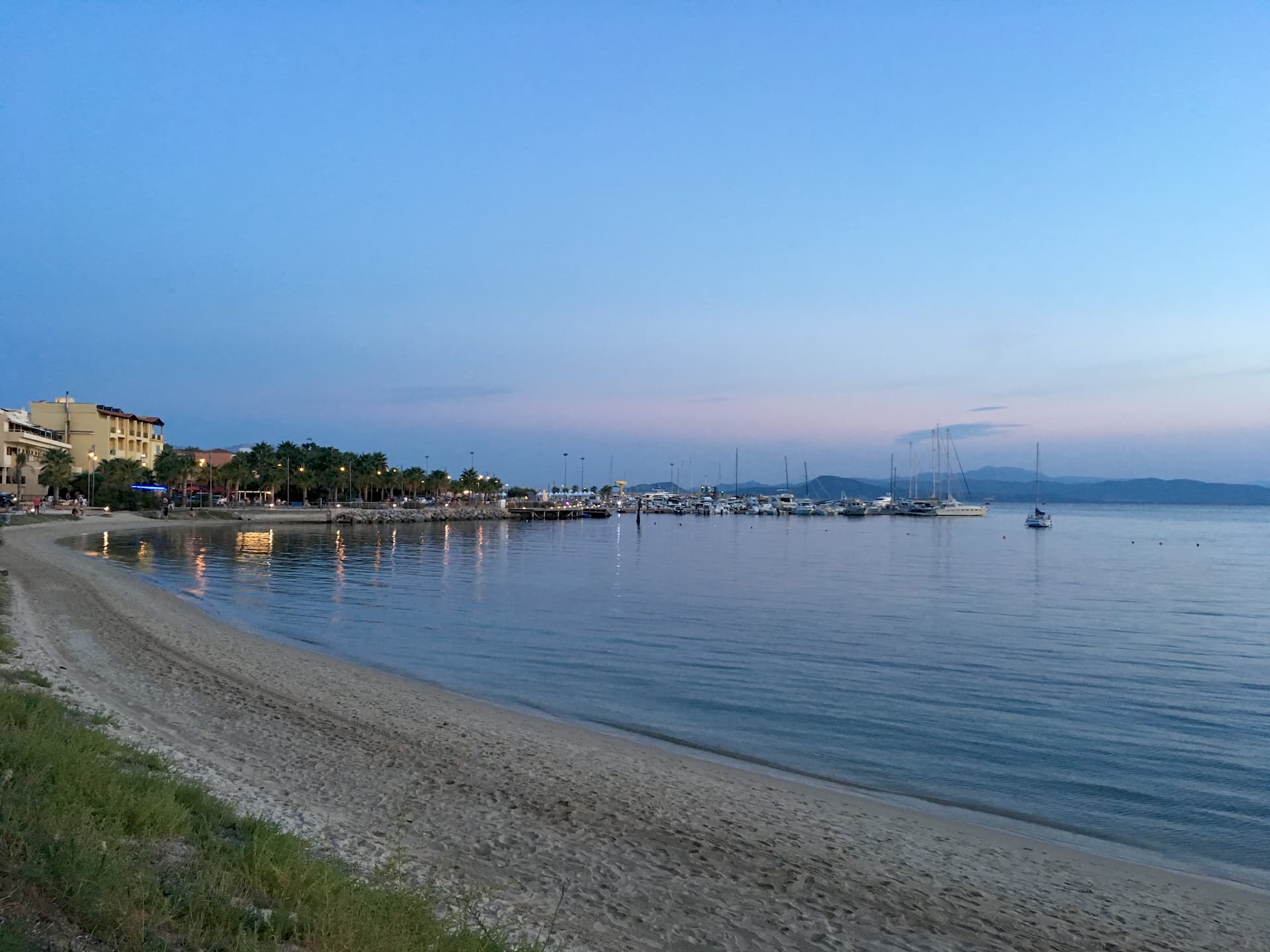 Prima spiaggia e lungo mare